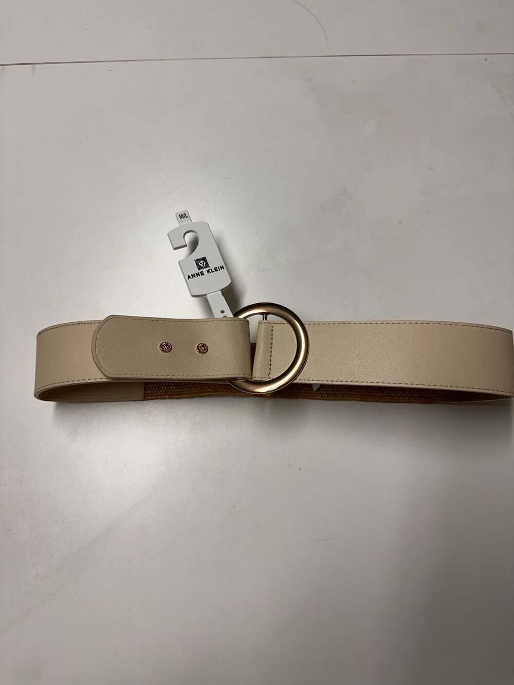 Anne Klein Elastic Belt Size M/L Beige Faux Leather Straw Round Ring Buckle